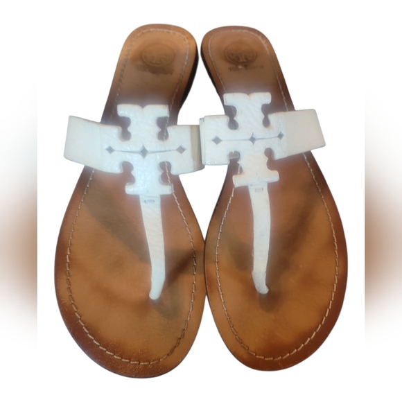 Tory Burch Women's Moore 2 Off White Tumbled Leather Thong Sandals Sz 10 - Picture 1 of 10